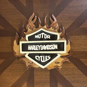 Harley Davidson Wood Carving Wall Decor Pre-owned Good Condition.